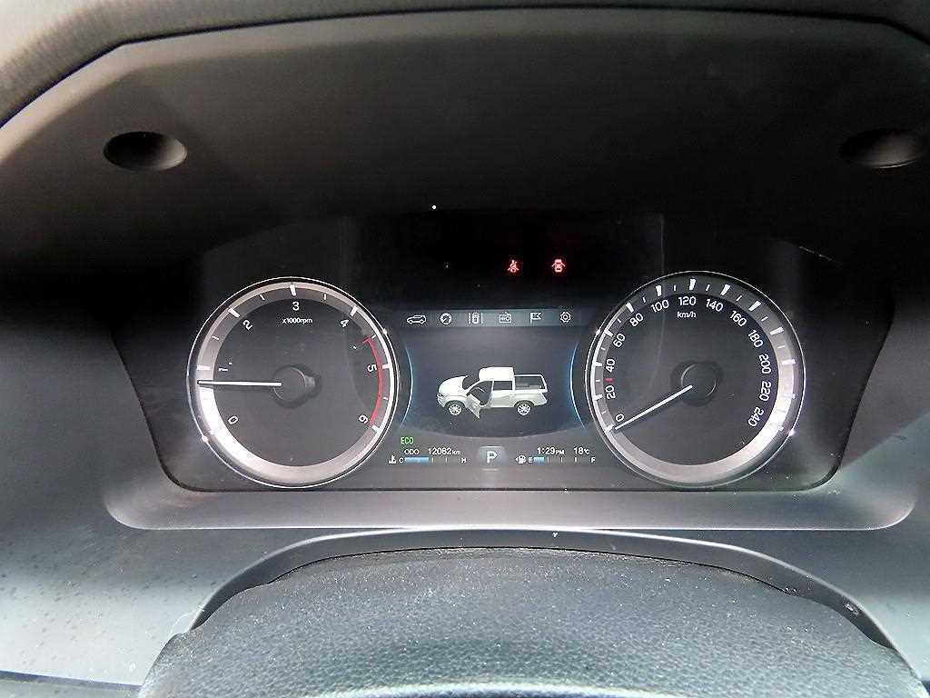 Ssangyong Rexton - Vista 9