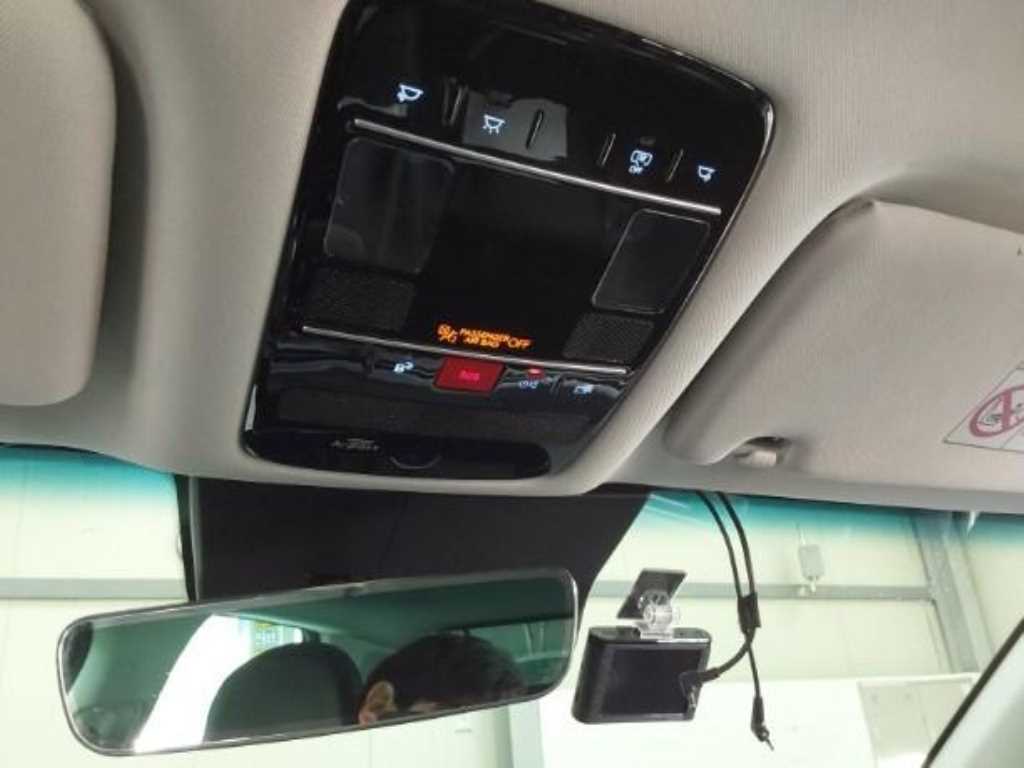 HYUNDAI Grandeur - Vista 6