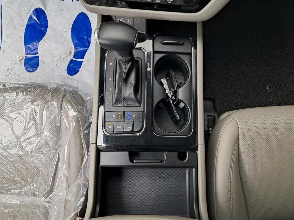 KIA Carnival 2017 Gris - Importación desde Corea - HF Imports Iquique - Foto 15