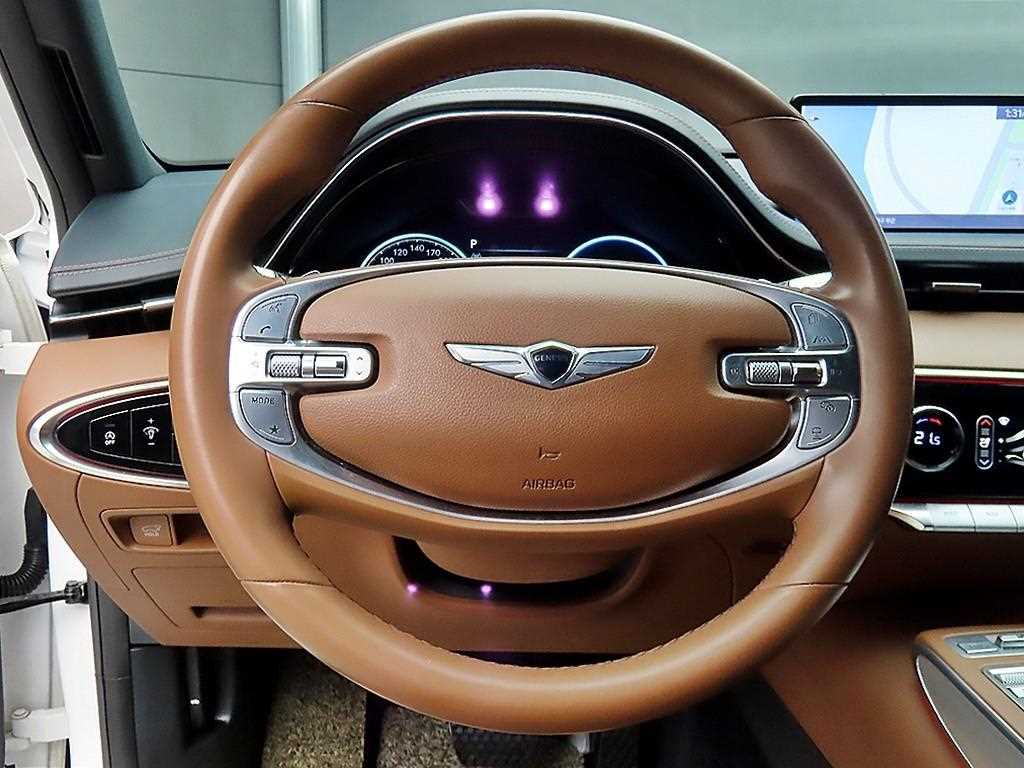 Genesis GV70 - Vista 9