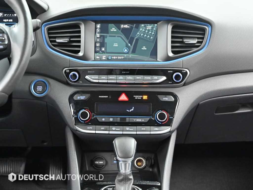 HYUNDAI Ioniq - Vista 12