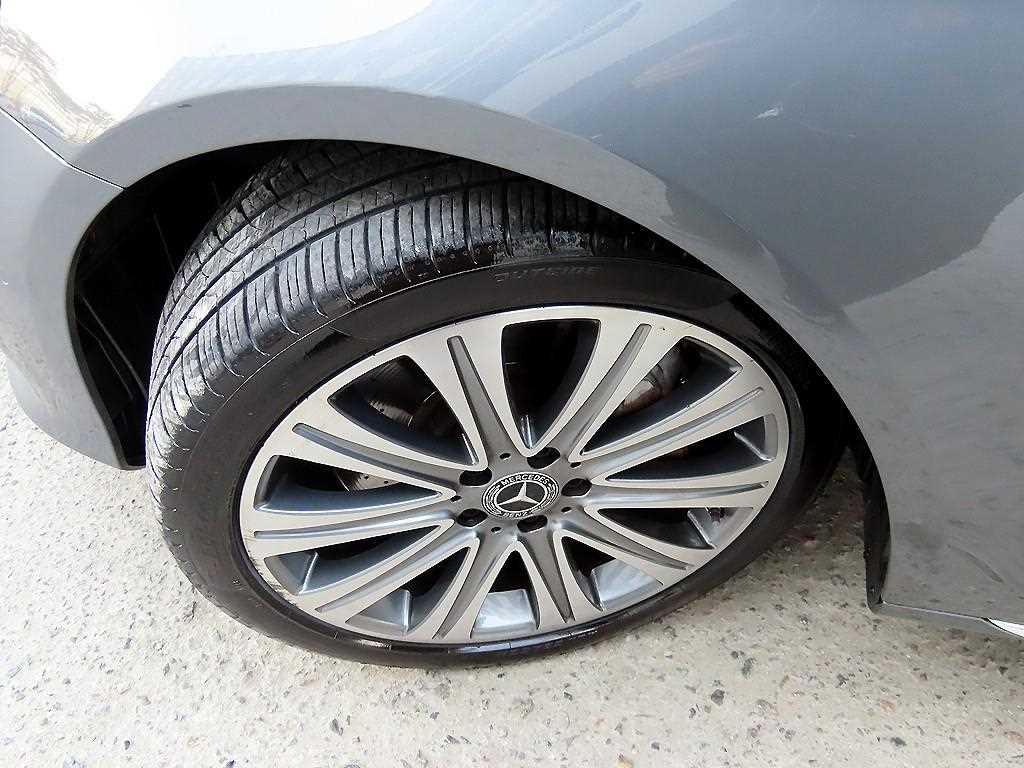 Mercedes Benz E class 2018 Gris - Importación desde Corea - HF Imports Iquique - Foto 20