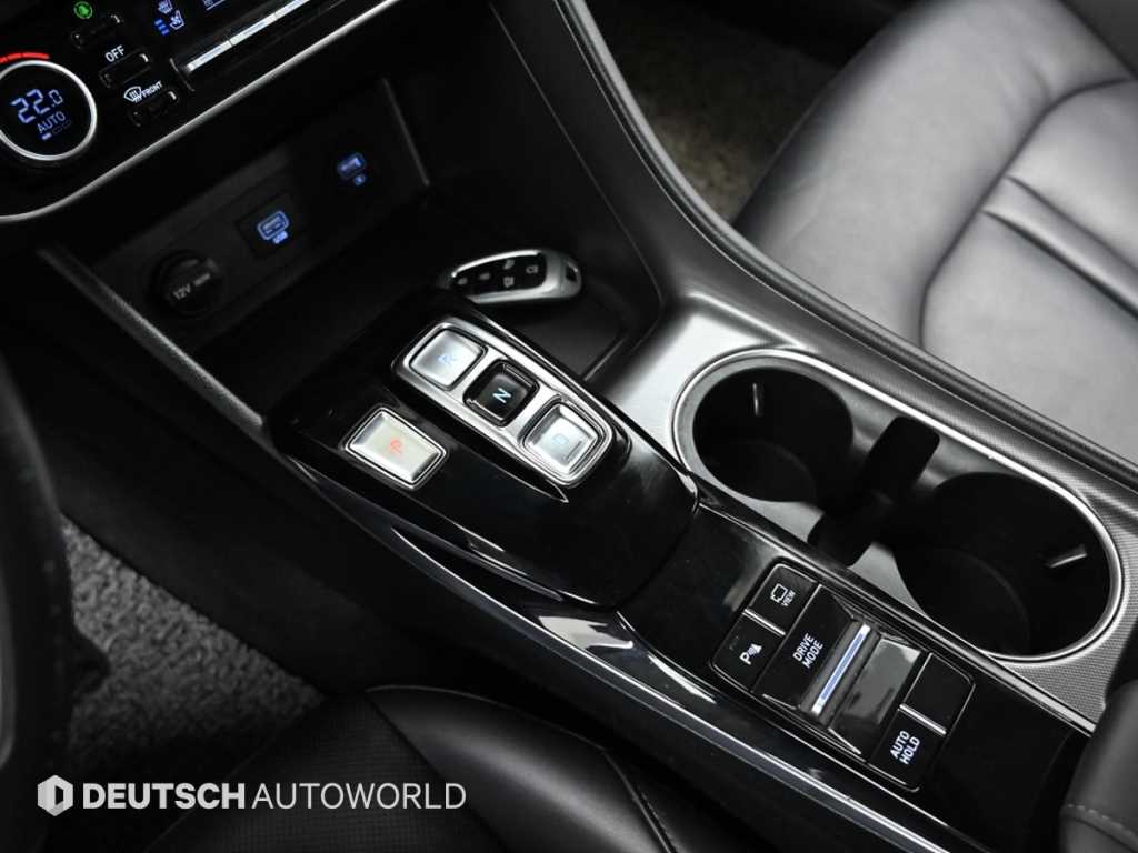 HYUNDAI Sonata - Vista 9