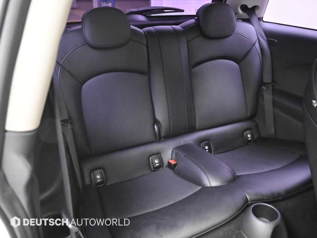 Mini Cooper - Vista 12