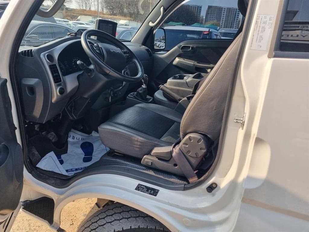 Small Truck Cargo (small) - Vista 6