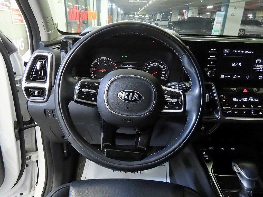 KIA Sorento - Vista 8