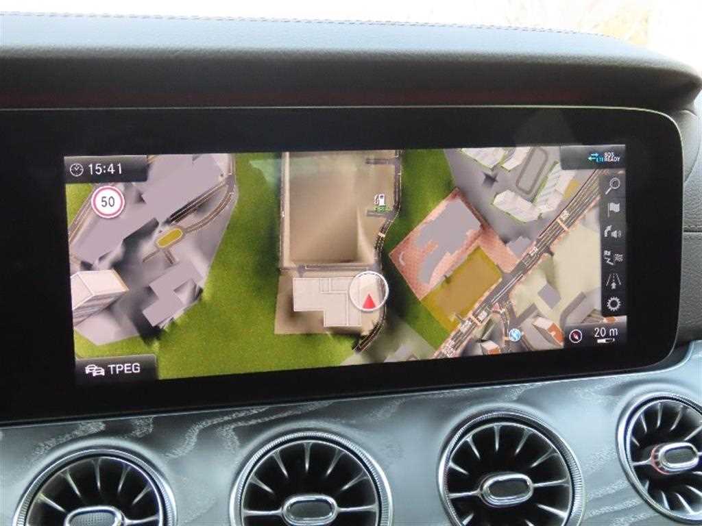 Mercedes Benz CLS Class - Vista 9