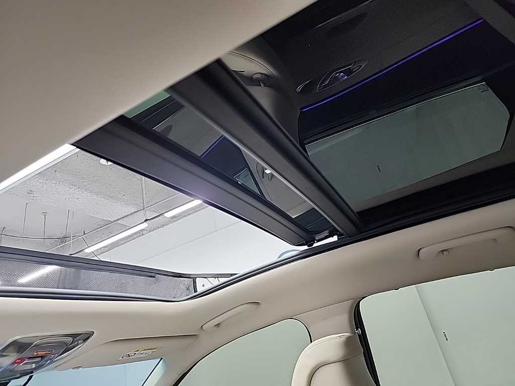 Genesis GV70 2025 Gris - Importación desde Corea - HF Imports Iquique - Foto 15