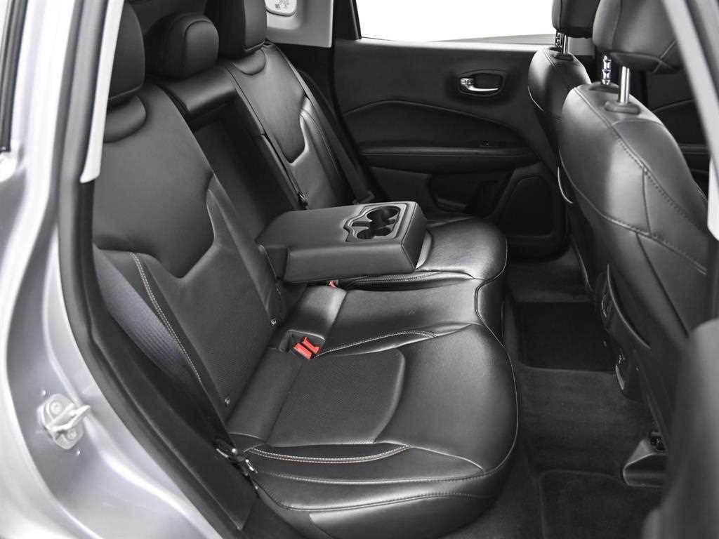 Jeep Compass - Vista 12