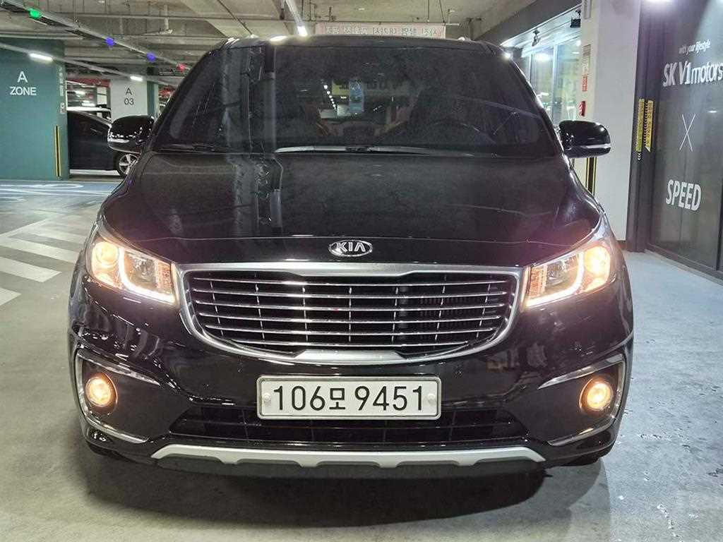 KIA Carnival - Vista 2