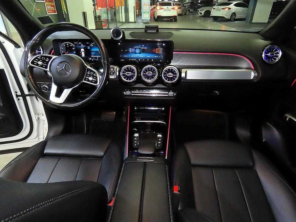 Mercedes Benz GLB Class - Vista 10