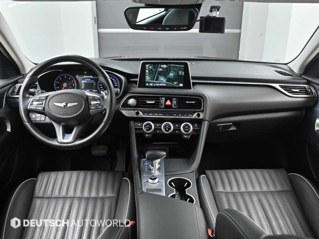 Genesis G70 - Vista 7