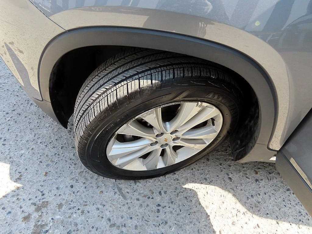 Chevrolet Trax 2019 Gris - Importación desde Corea - HF Imports Iquique - Foto 16