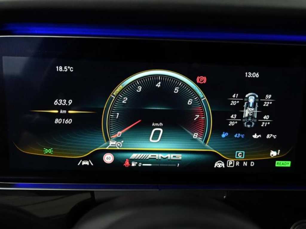 Mercedes Benz AMG GT - Vista 8