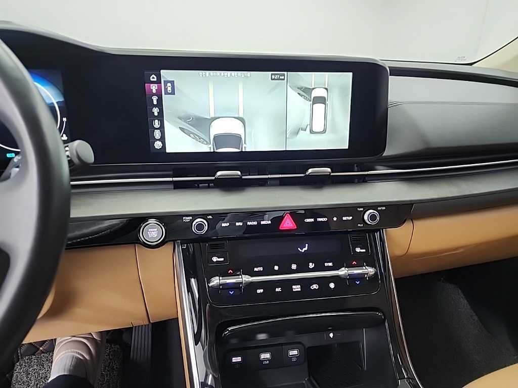 KIA Carnival - Vista 10