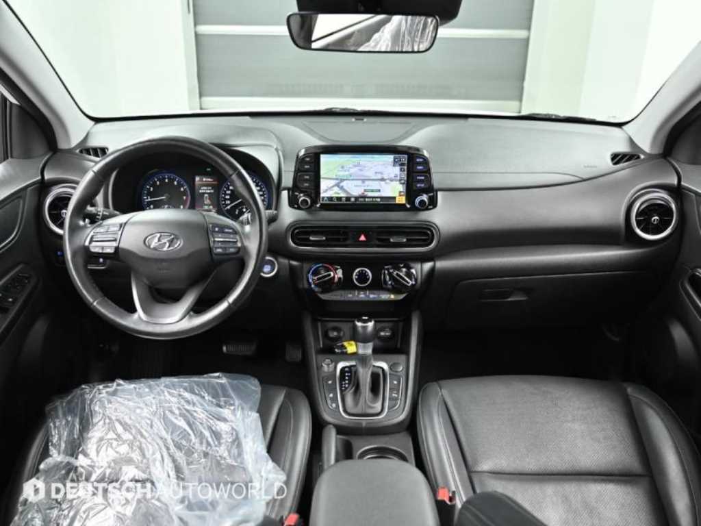 HYUNDAI Kona - Vista 7