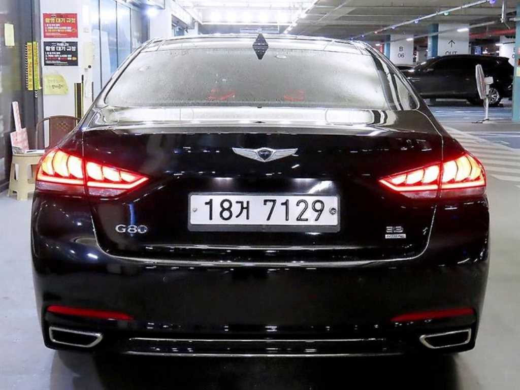 Genesis G80 - Vista 5