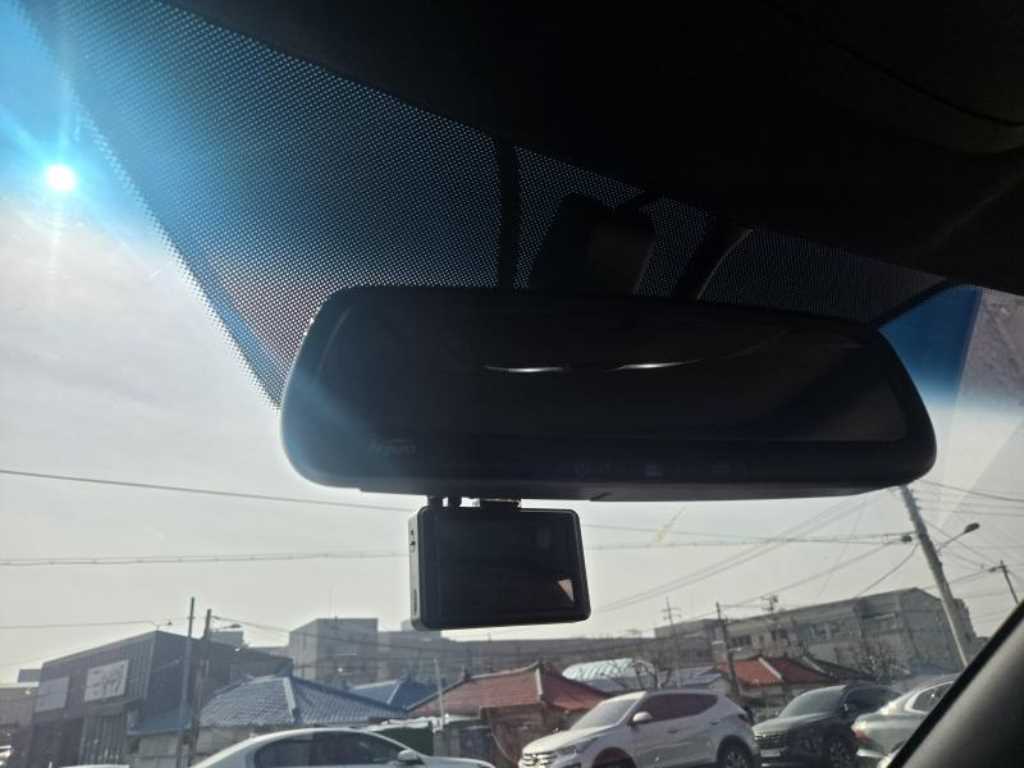 Ssangyong Tivoli - Vista 10