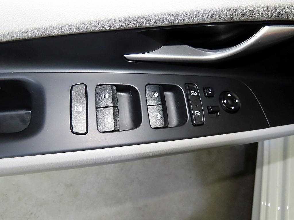 HYUNDAI Avante 2022 Blanco - Importación desde Corea - HF Imports Iquique - Foto 13