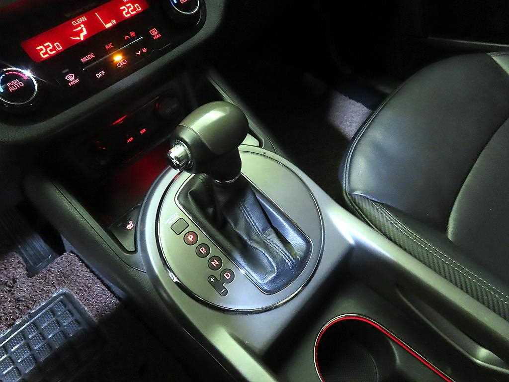 KIA Sportage - Vista 12