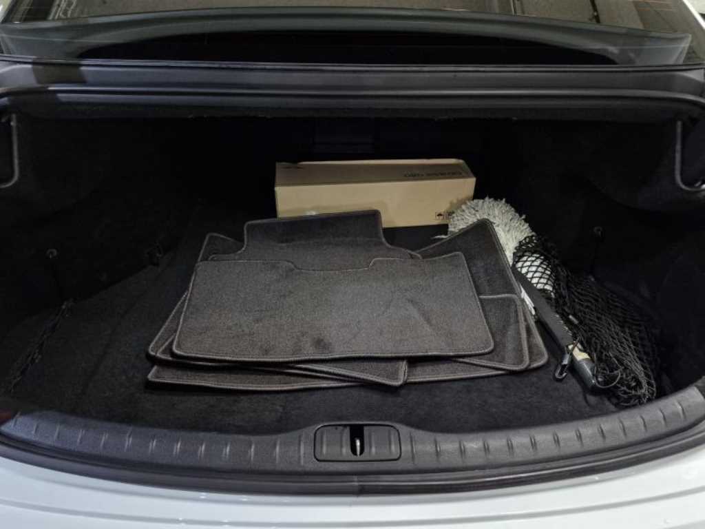 Genesis G80 2022 Blanco - Importación desde Corea - HF Imports Iquique - Foto 16