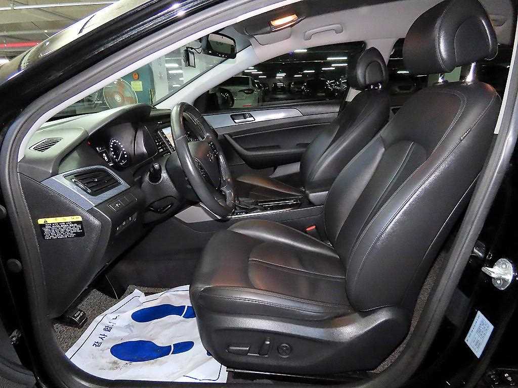 HYUNDAI Sonata - Vista 6