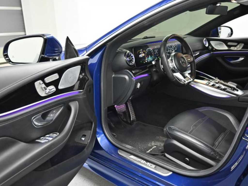 Mercedes Benz AMG GT - Vista 11