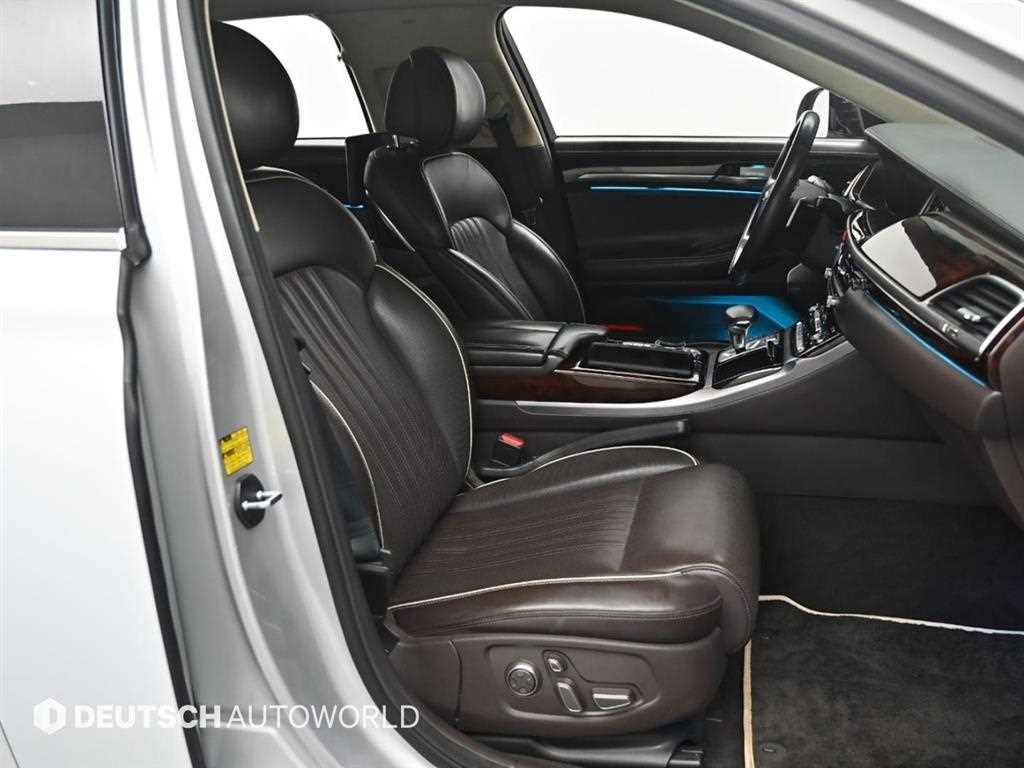 Genesis EQ900 - Vista 10