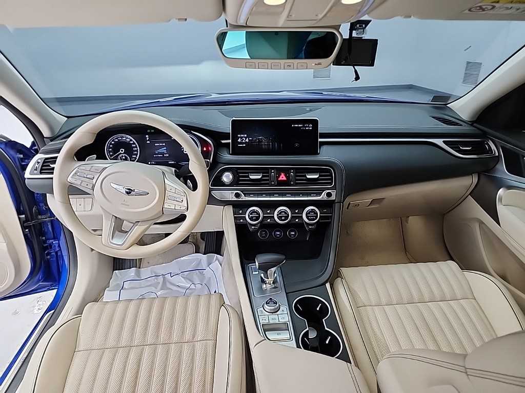 Genesis G70 - Vista 7