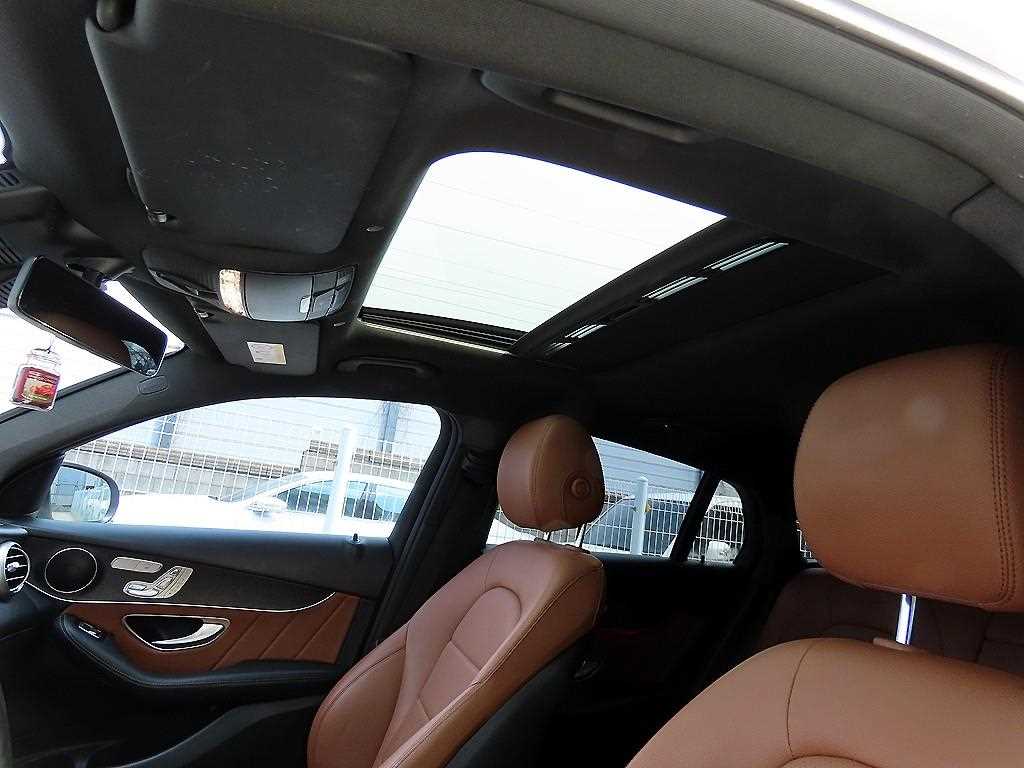 Mercedes Benz GLC Class 2021 Blanco - Importación desde Corea - HF Imports Iquique - Foto 15