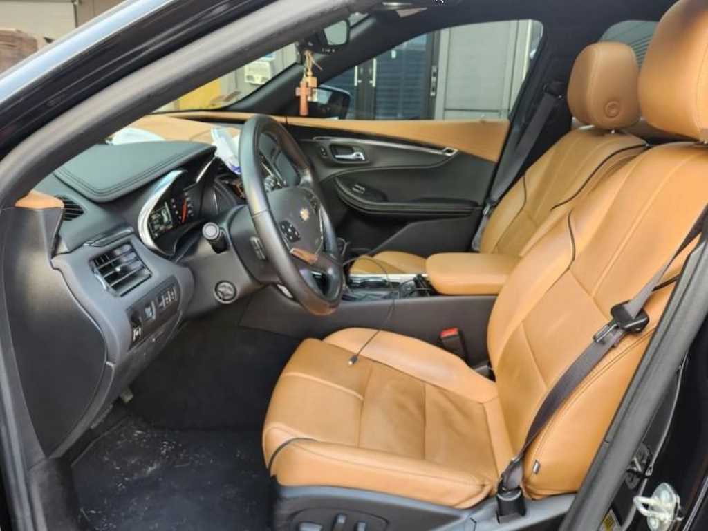 Chevrolet Impala - Vista 5