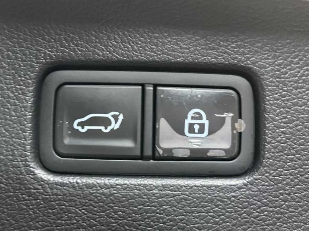 Genesis GV80 - Vista 7