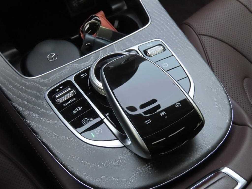 Mercedes Benz CLS Class - Vista 7