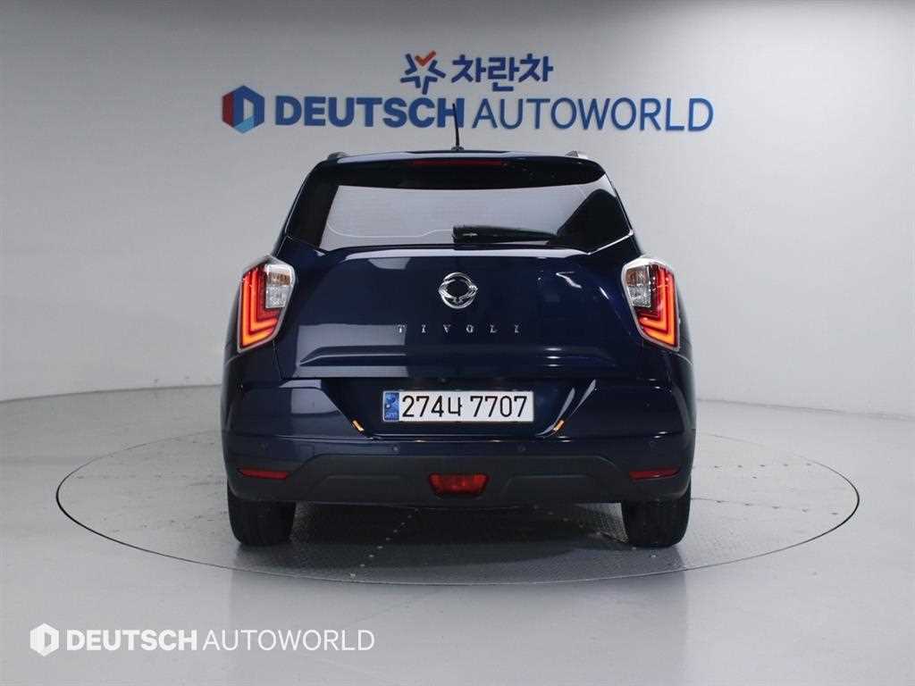 Ssangyong Tivoli - Vista 4