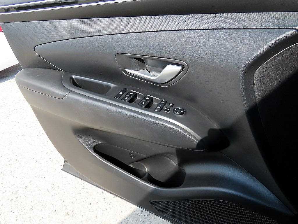 HYUNDAI Tucson - Vista 11