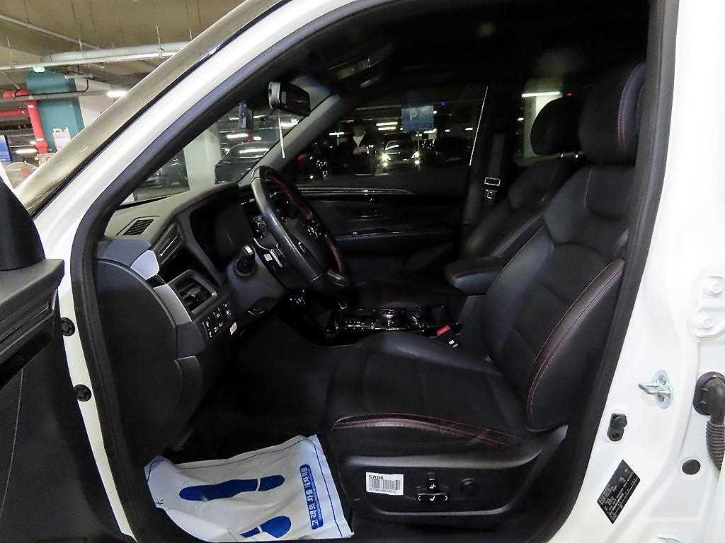 Ssangyong Korando - Vista 6