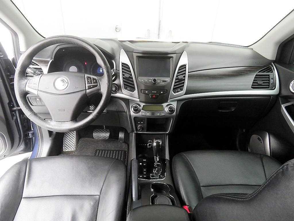 Ssangyong Korando - Vista 8