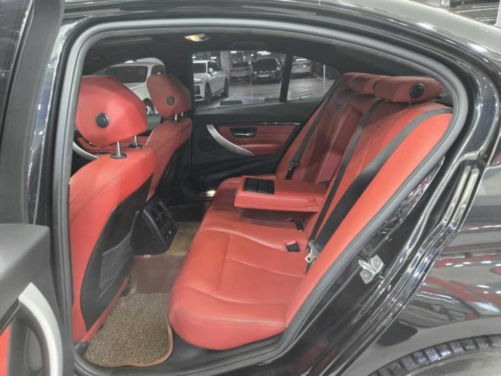 BMW 3 series - Vista 8