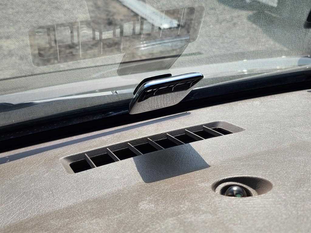 Chevrolet Express van 2014 Gold color - Importación desde Corea - HF Imports Iquique - Foto 15