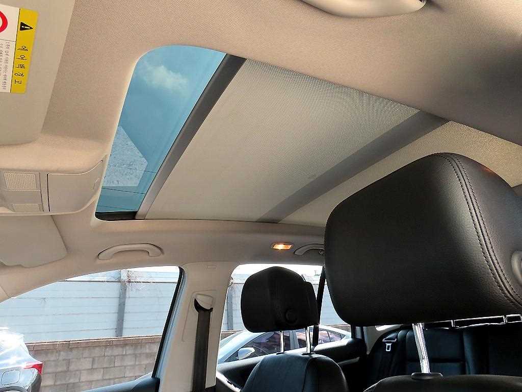 Volkswagen Tiguan 2015 Plateado - Importación desde Corea - HF Imports Iquique - Foto 17