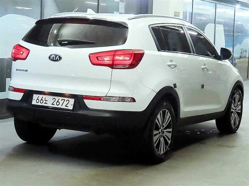 KIA Sportage - Vista 4