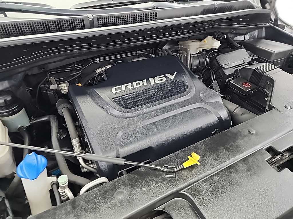 KIA Carnival - Vista 5