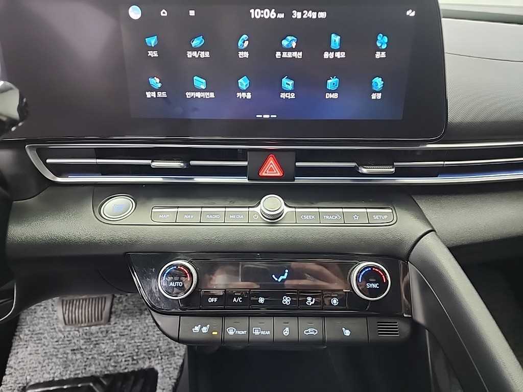 HYUNDAI Avante - Vista 10