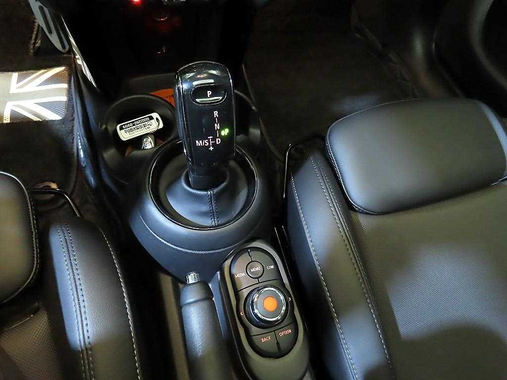 Mini Cooper - Vista 12