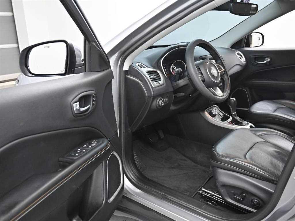 Jeep Compass - Vista 11