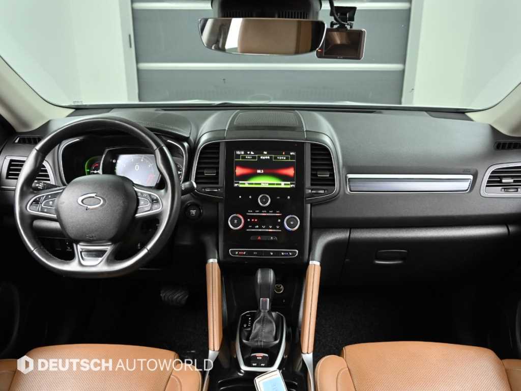 SAMSUNG QM6 - Vista 8