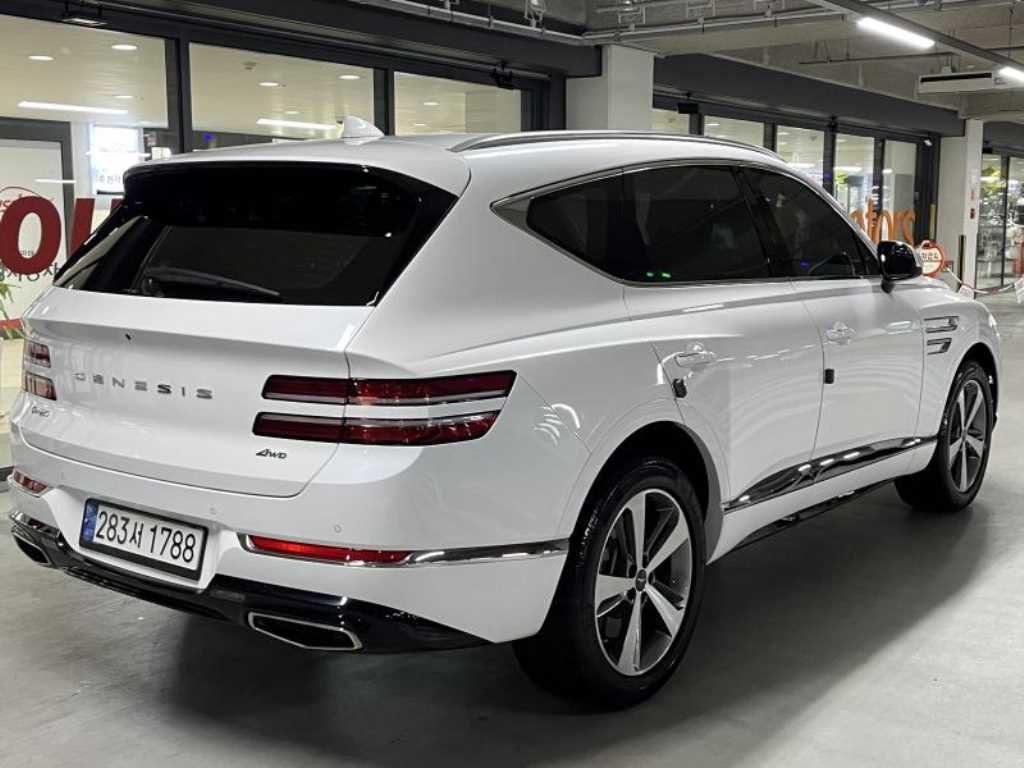 Genesis GV80 - Vista 4