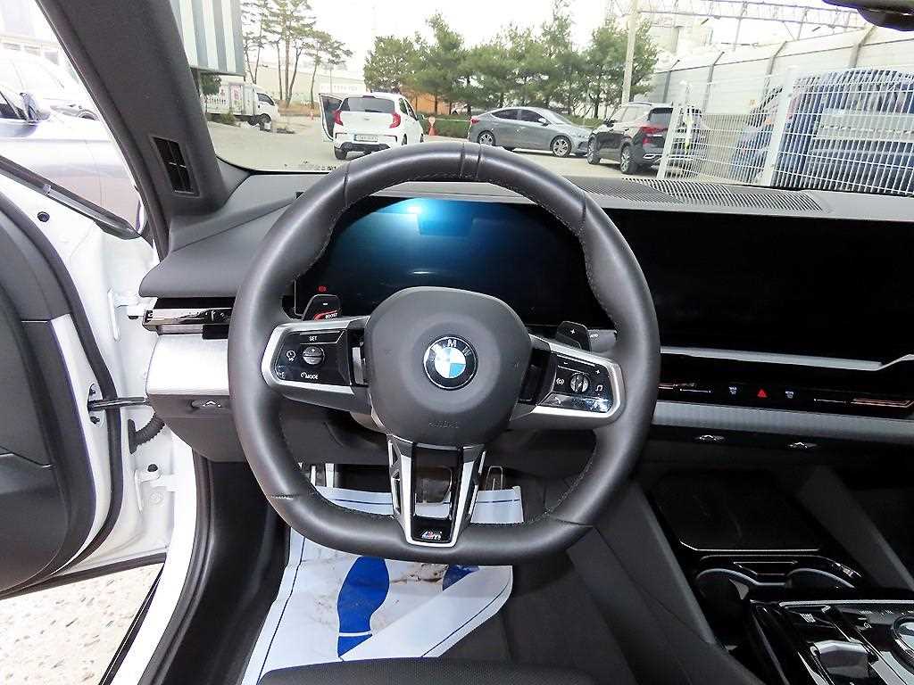 BMW 5 Series - Vista 8