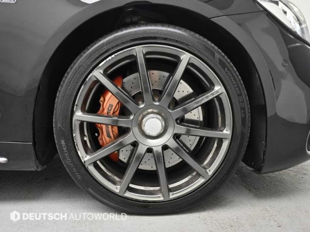 Mercedes Benz S Class - Vista 5