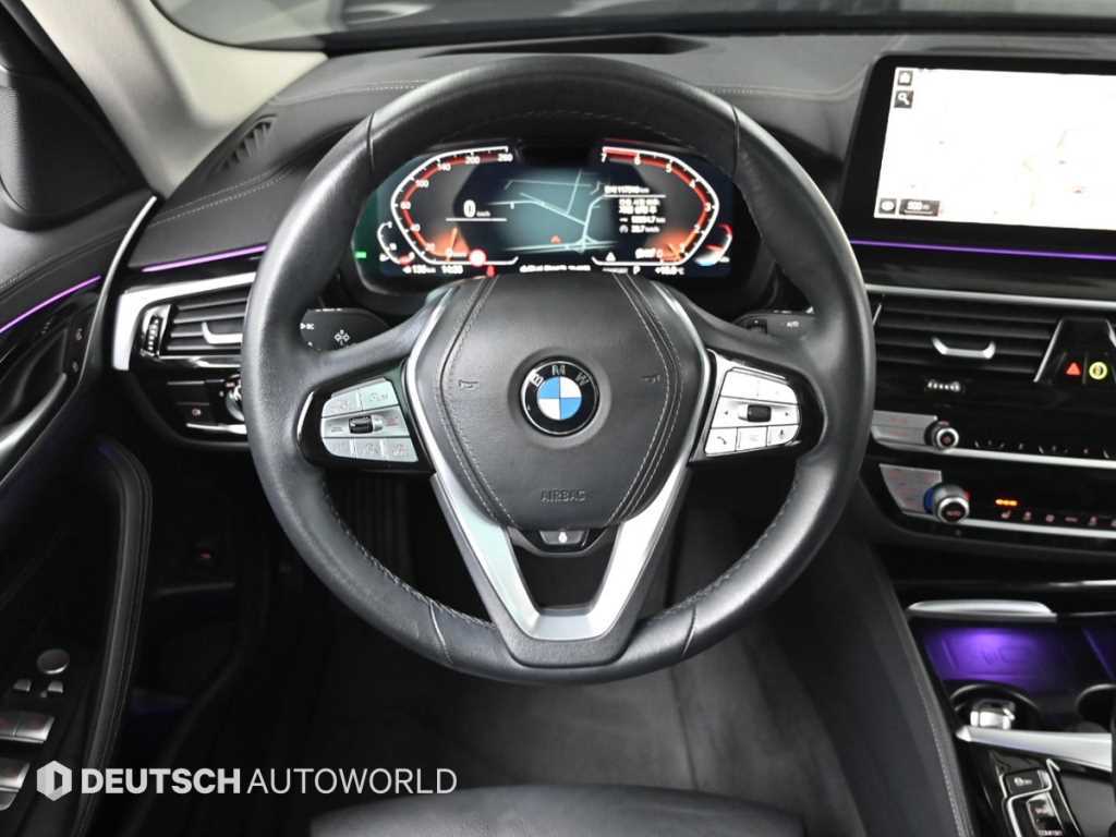 BMW 5 Series 2022 Negro - Importación desde Corea - HF Imports Iquique - Foto 13